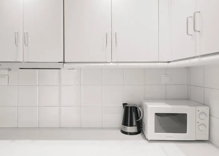 Delmare Gara Downtown Apt